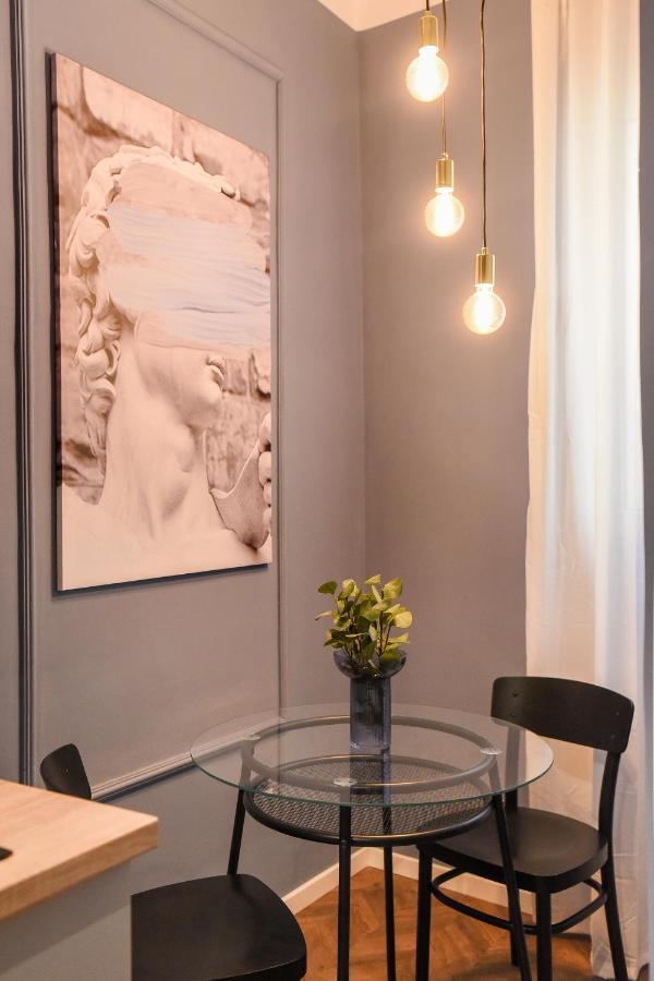 Modern Stay - Central Studios With Wall Projector Near Radisson Bukarest Eksteriør billede