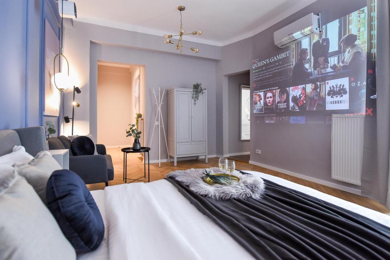 Modern Stay - Central Studios With Wall Projector Near Radisson Bukarest Eksteriør billede