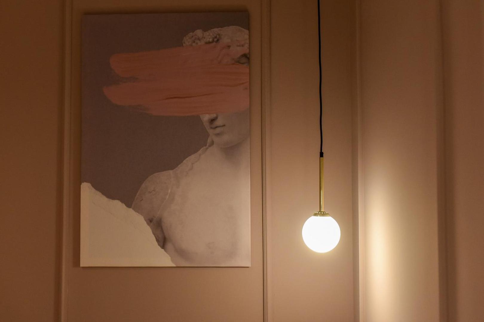 Modern Stay - Central Studios With Wall Projector Near Radisson Bukarest Eksteriør billede